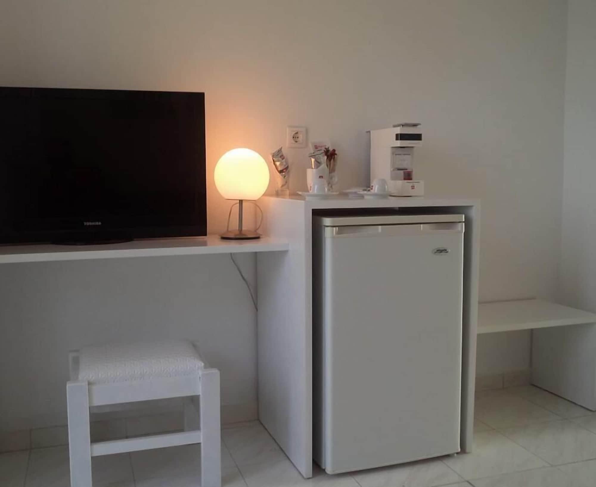 Blue Nest Hotel Tigkaki  Ngoại thất bức ảnh