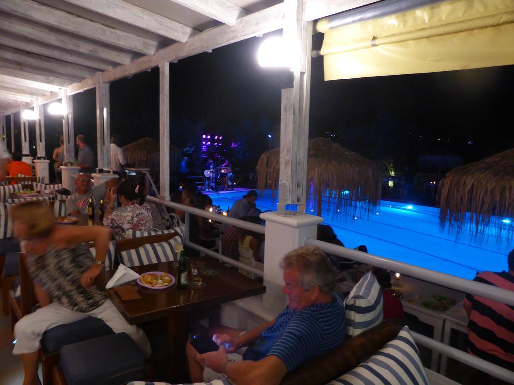 Blue Nest Hotel Tigkaki  Ngoại thất bức ảnh