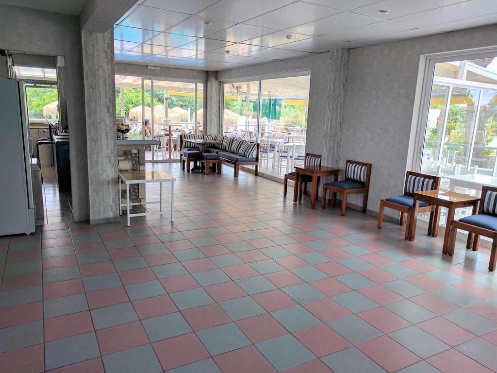 Blue Nest Hotel Tigkaki  Ngoại thất bức ảnh